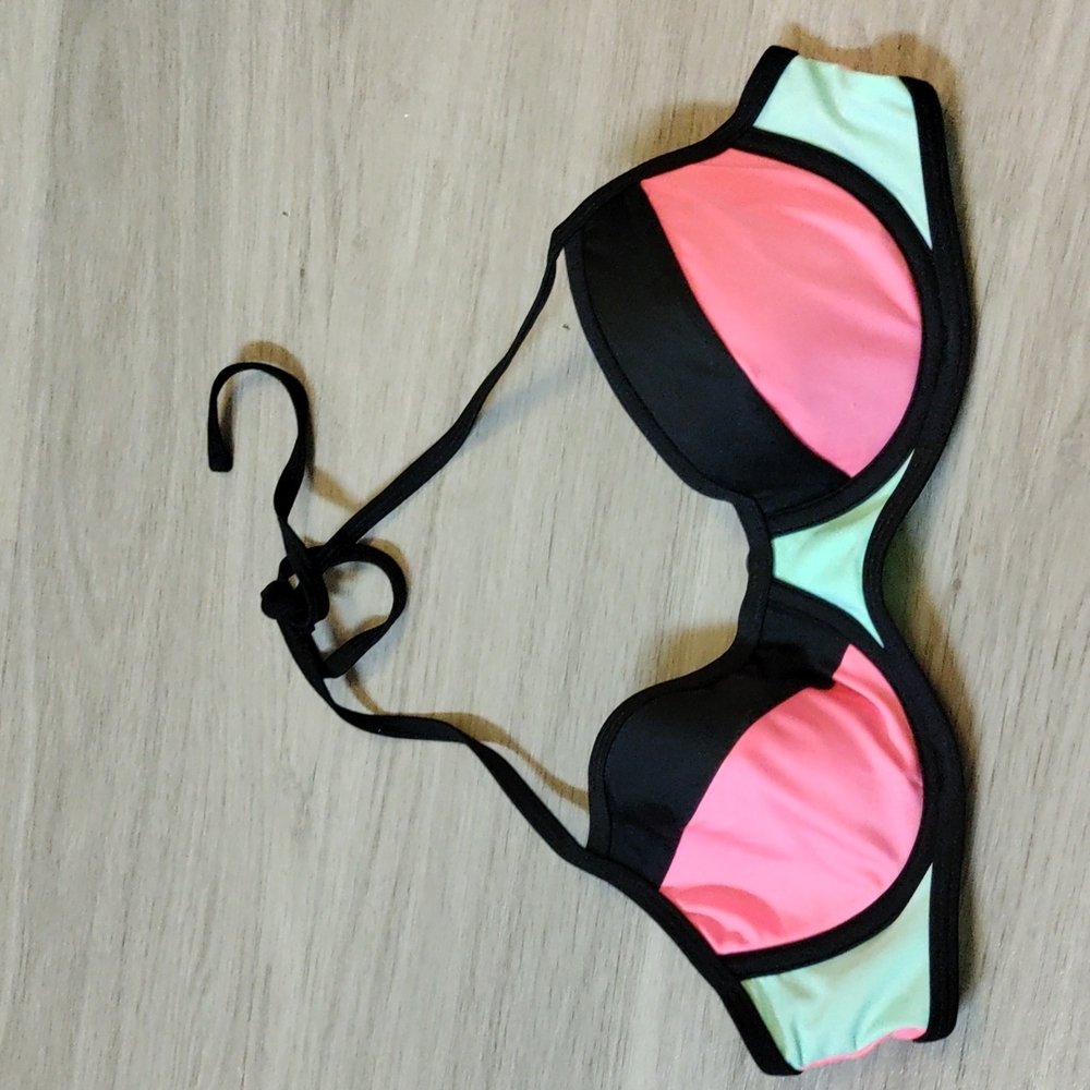 So bikini top